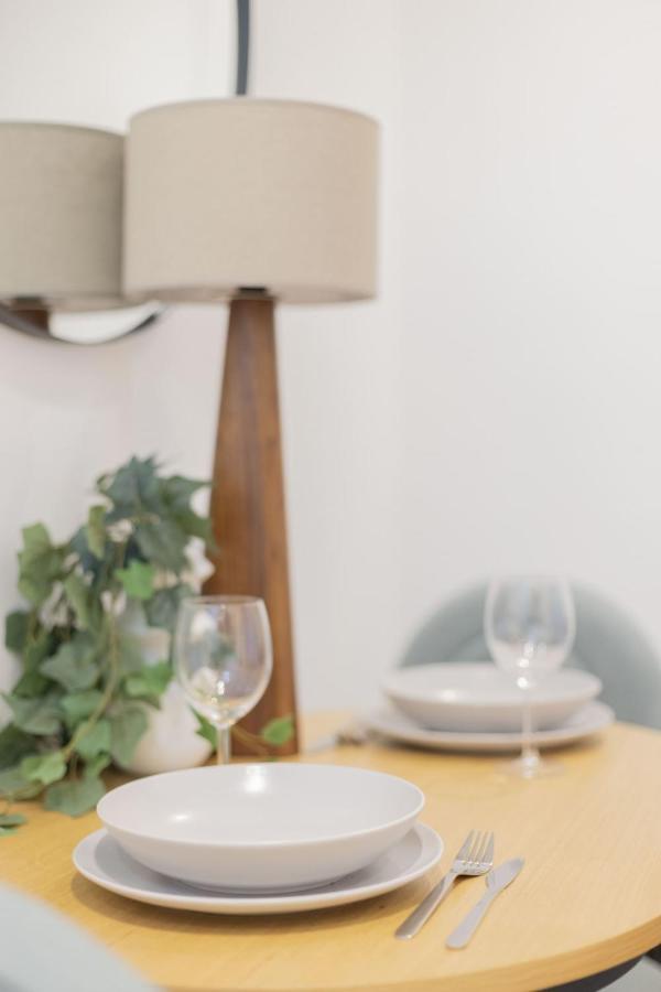 Peaceful Apartment - 1Br-4P - Batignolles Parigi Esterno foto